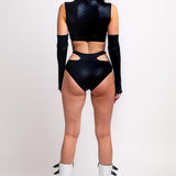 Top rave con abertura de serpiente oscura